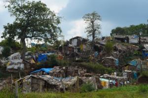 Takie troche slumsy tuz przy wesolym miasteczku