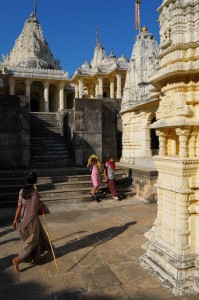 I ponownie swiatynia na gorze