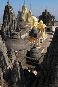 Zespol innych roznorakich swiatyn