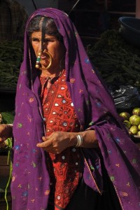 Pani z ozdobka w nosie 2